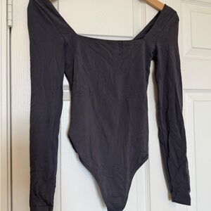 Babaton Charcoal Scoop Neck Tank